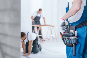 Selber renovieren oder Fachleute beauftragen?